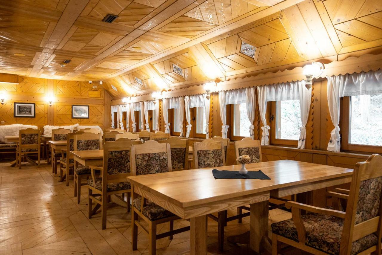Koliba Expo Hotel Zelezna Luaran gambar