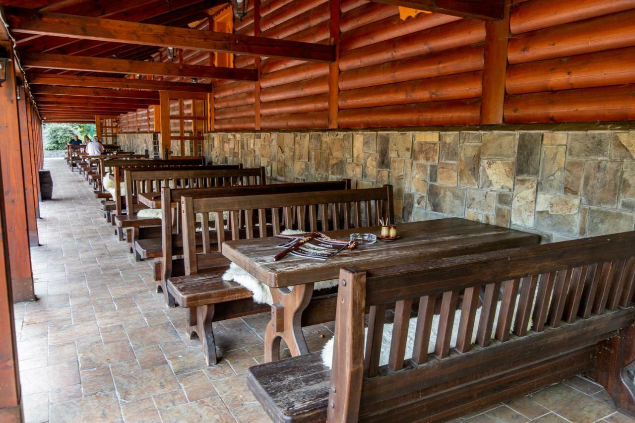 Koliba Expo Hotel Zelezna Luaran gambar